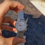 ساعت زنانه اکسنت مدل AX120015L با صفحه سفید نقره‌ای و بند استیل - Image 3