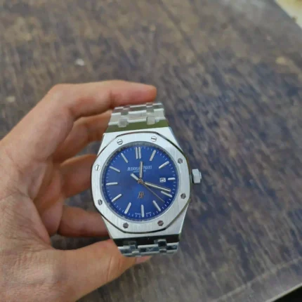 ساعت ای پی آبی